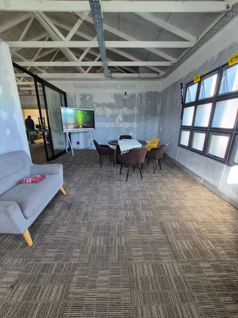 To Let Commercial Property for Rent in Pinelands Western Cape
